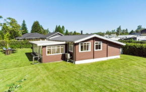 Amazing Home In Væggerløse With Wifi, Bogø By